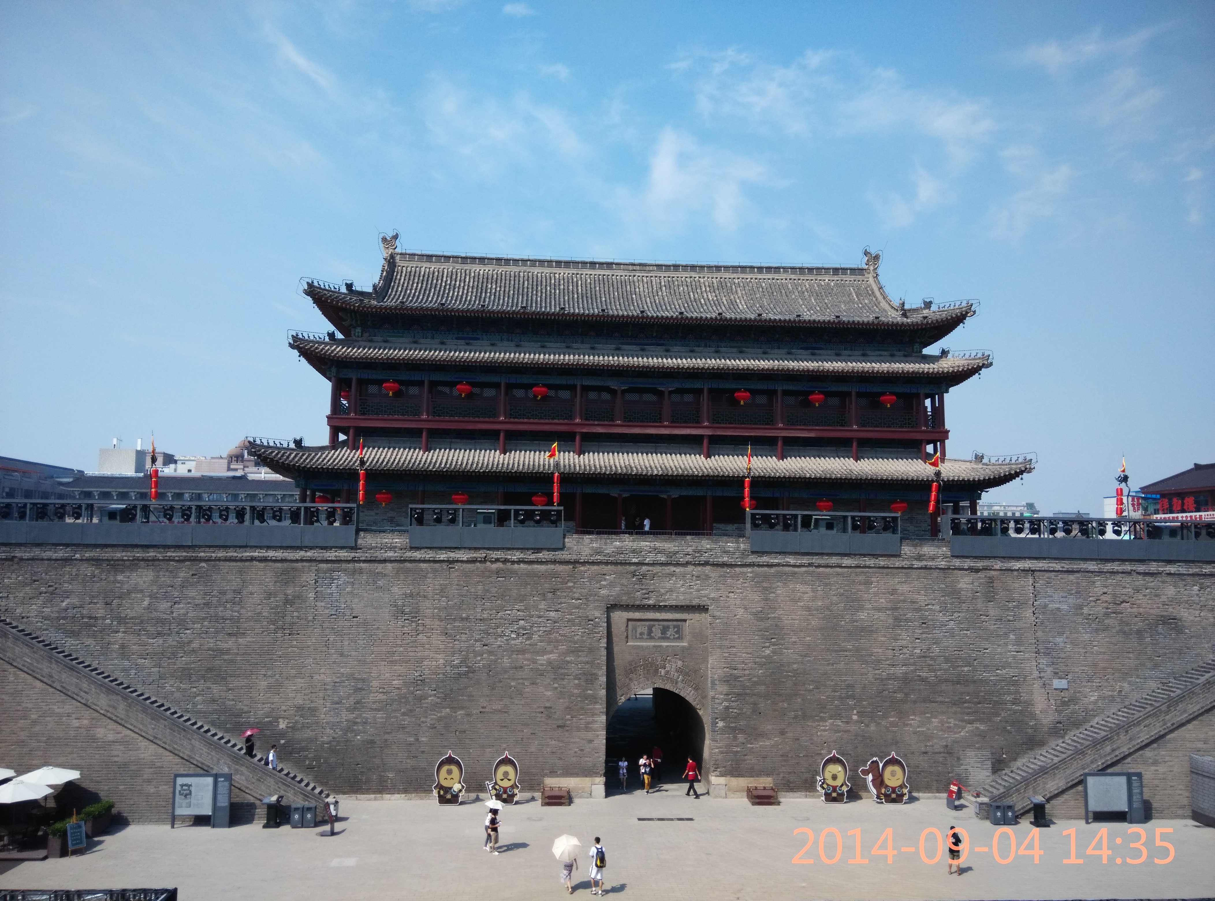 西安明城墙与城楼实景